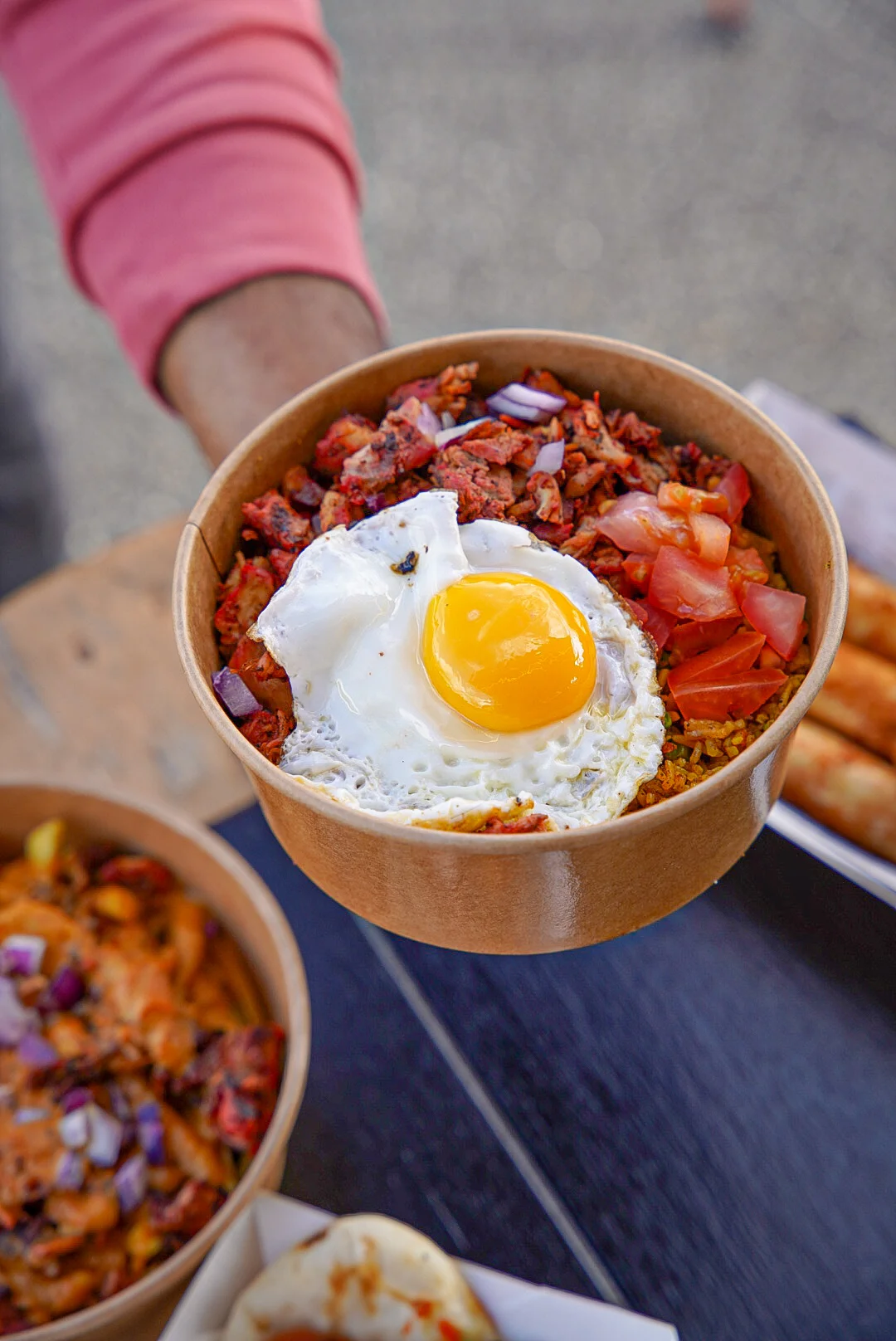bowl-street-food-riz-oeuf-au-plat